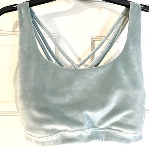 NWOT Victoria’s Secret Green Velvet Strappy Back Sports Bra XL